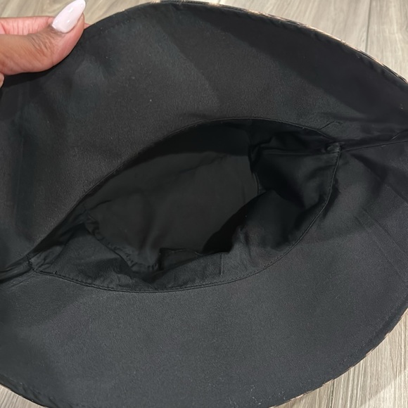 Leopard Print Bucket Hat - Picture 5 of 5